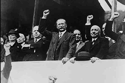 Léon Blum et la victoire du Front populaire